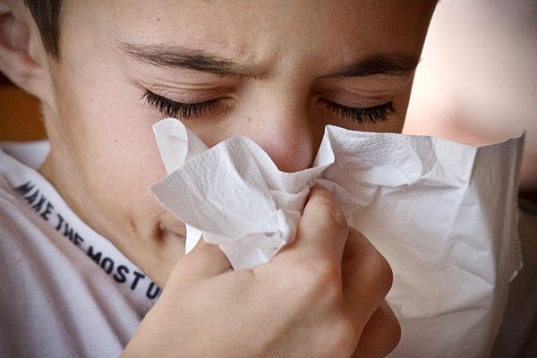 Estudio israelí revela que uno de cada 10 niños tiene síntomas de covid-19 persistentes