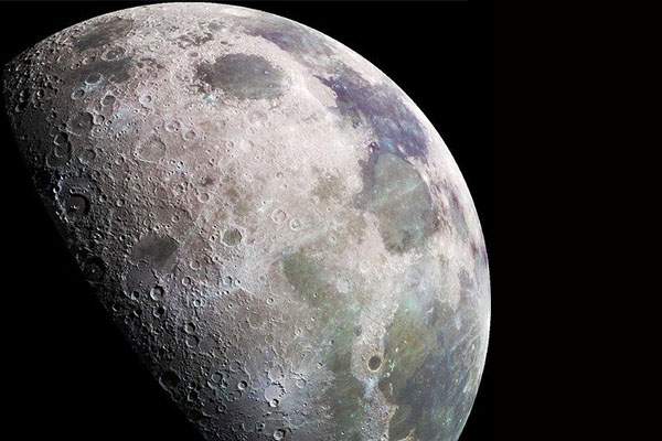 ¿Por qué la Luna tiene menos cráteres de los que debería tener?