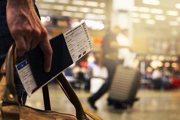 EU levantará restricciones en noviembre para los extranjeros con vacunación completa