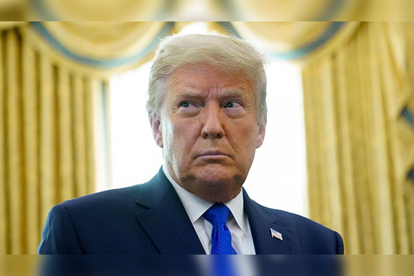 Trump demanda a su sobrina y al New York Times por ventilar origen de su fortuna