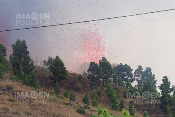 Más zonas evacuadas en La Palma ante el aumento de explosividad del volcán