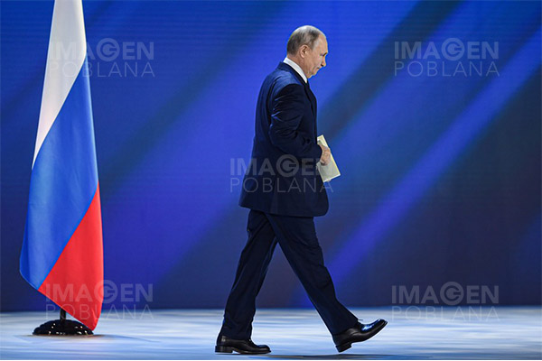 Ningún enfermo de covid-19 en entorno de Putin tiene síntomas graves, afirma Kremlin