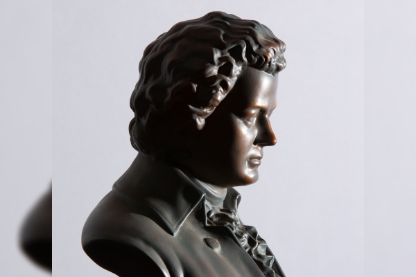 Científicos completan la décima sinfonía de Beethoven con inteligencia artificial