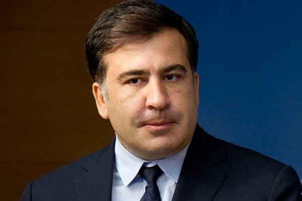 Detienen a expresidente de Georgia Mikheil Saakashvili al regresar al país