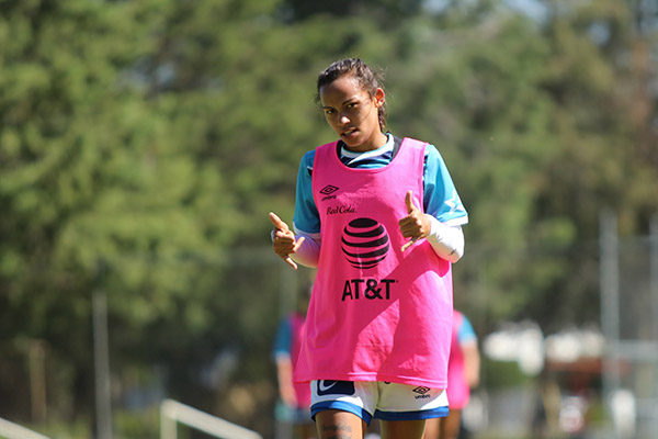 Verónica Martins exige respeto tras rumores sobre problemas con el Puebla femenil
