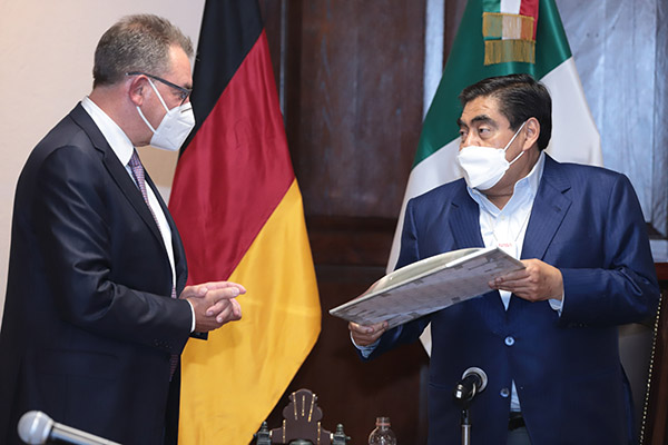 Garantizada la seguridad para los inversionistas en Puebla: Barbosa