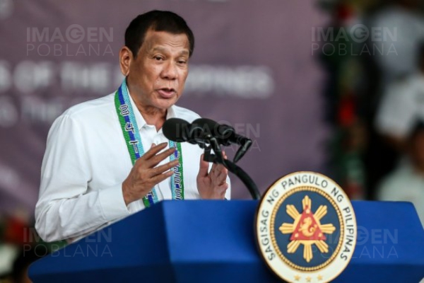 Presidente filipino anuncia su salida de la política; no se postulará nuevamente