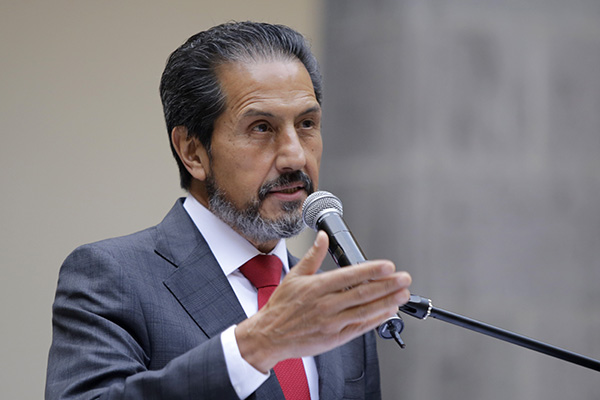 Deja Alfonso Esparza una BUAP con grandes avances