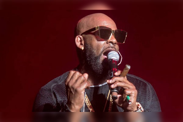 YouTube aplica mano dura contra R. Kelly y elimina sus canales oficiales