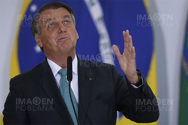 Bolsonaro bate el récord de rechazo entre brasileños; casi 60% no votará por él