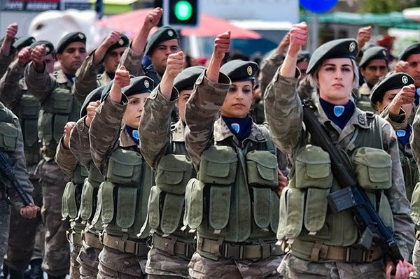 Mujeres podrán unirse al ejército por primera vez en la historia de Kuwait