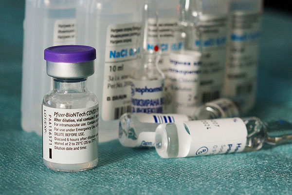 Pfizer y BioNTech presentan a la EMA resultados de su vacuna anticovid para niños