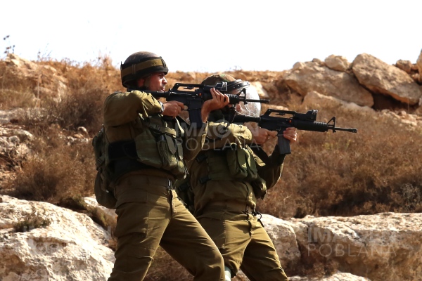 Al menos 44 palestinos heridos en choques con militares israelíes