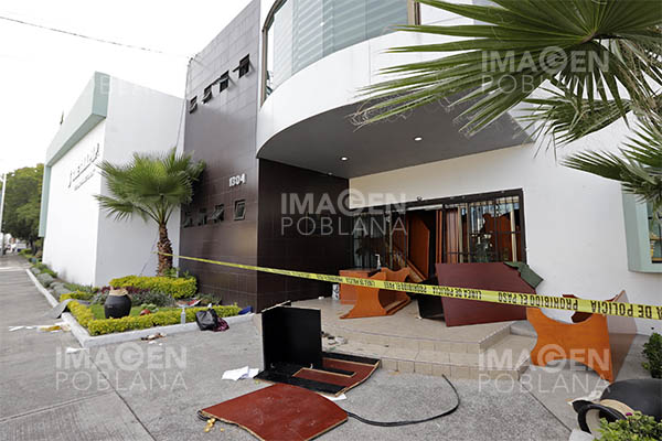 Saquean oficinas del sindicato del Ayuntamiento; hay 20 detenidos