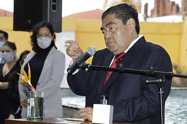 Descarta Barbosa legalización de “autos chocolate” en Puebla