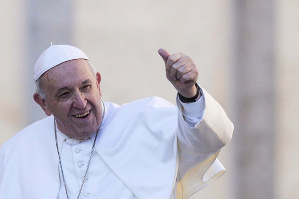 El regalo poco usual que el papa Francisco recibió por su afición al futbol