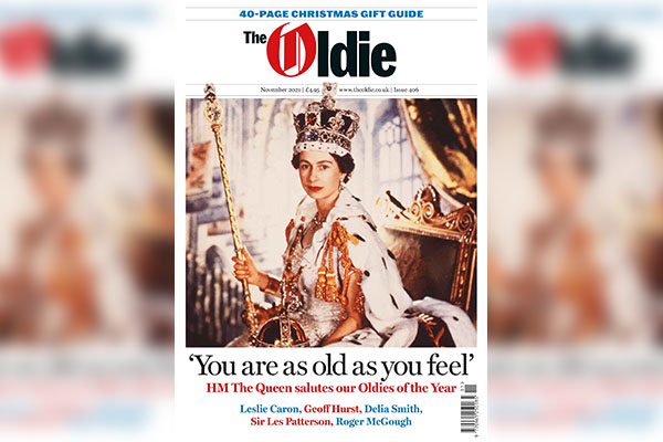 Dan a Isabel II premio como “La anciana del año”; pero lo rechaza por no sentirse vieja