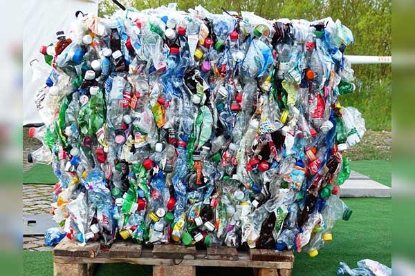 Coca-Cola y Pepsi son las industrias refresqueras más contaminantes: Greenpeace