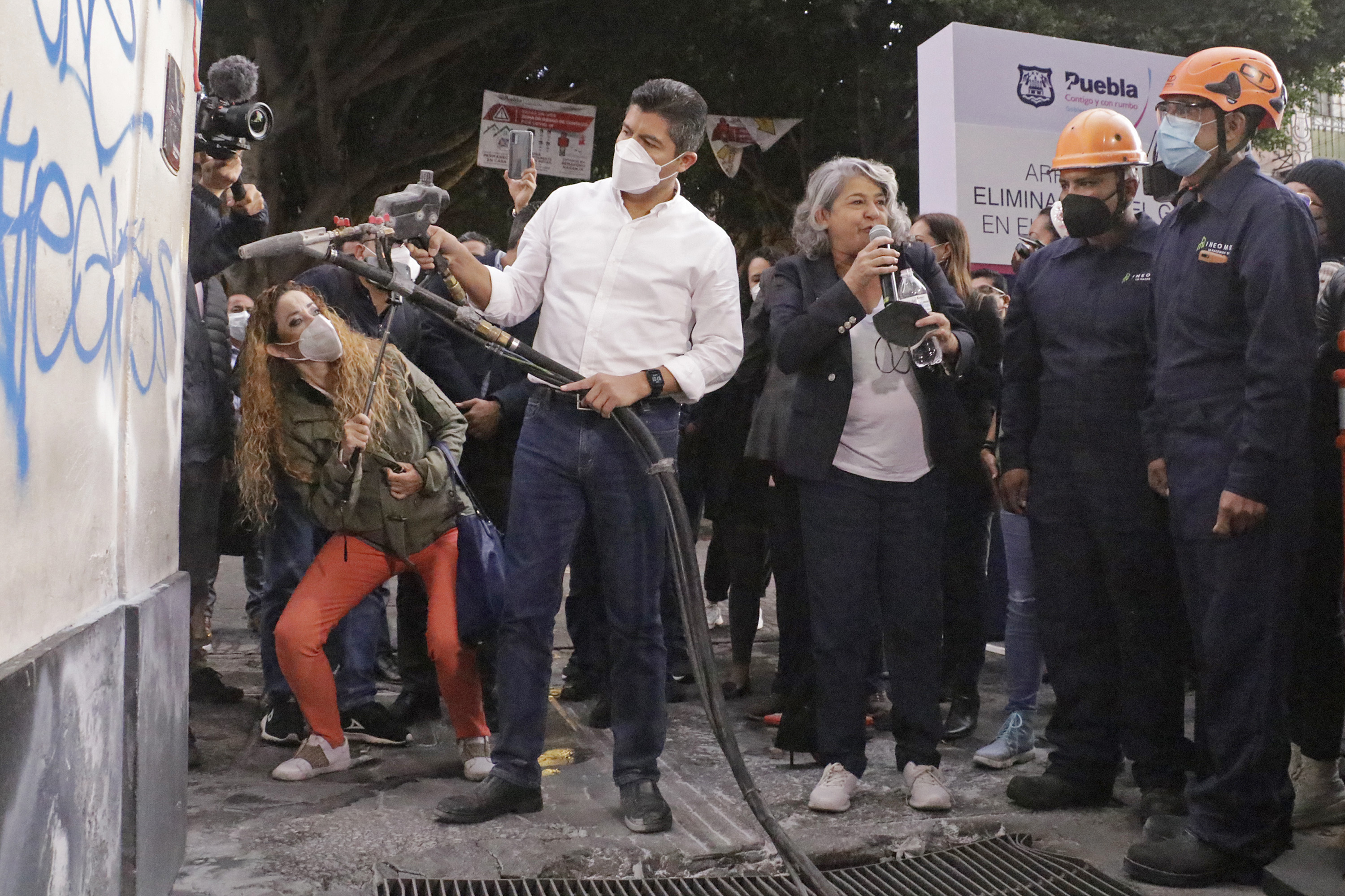 Eduardo Rivera arranca programa de limpieza y retiro de grafiti en CH