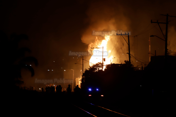 Explosión en toma clandestina de gas en San Pablo Xochimehuacán