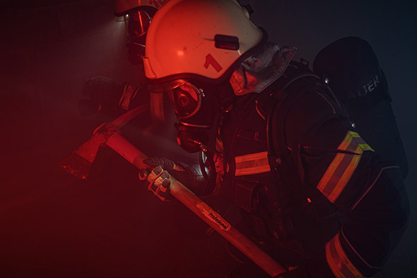 Bomberos sofocan incendio en el mercado de Sonora de CDMX