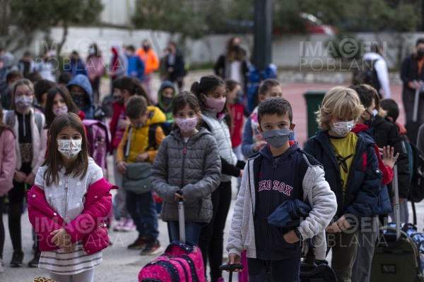 20% de nuevos casos de COVID-19 en Canadá vienen de menores de 12 años no vacunados