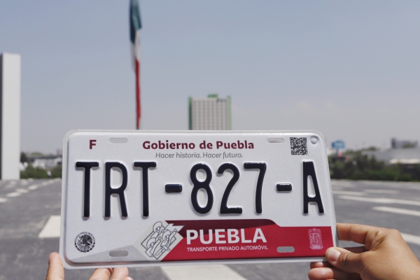 Gobierno de Puebla mantendrá en 2022 condonación de pago de tarjeta de circulación