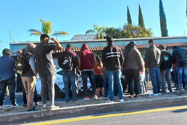 Cierran la Puebla-Tehuacán tras intento de asalto en casa de exalcalde de Cuapiaxtla