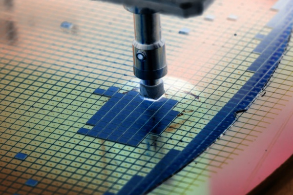 MIT avanza en la creación de nueva familia de materiales semiconductores