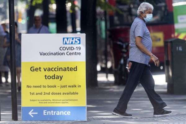 Reino Unido registra otros 36,517 casos de coronavirus