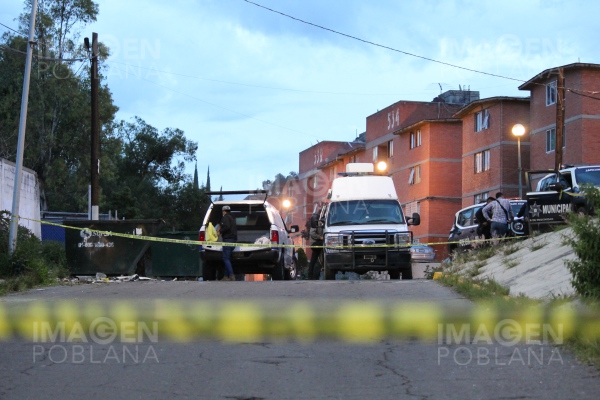 Autoridades hacen diligencia en sitio de hallazgo de restos óseos