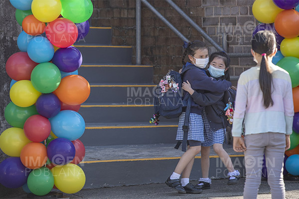 Países Bajos estudia alargar vacaciones por propagación del covid entre niños