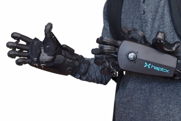 Denuncian que Meta copió patente de guantes de realidad virtual
