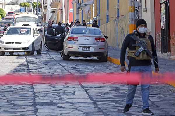 Policía Estatal ya vigila Tecamachalco: Miguel Barbosa