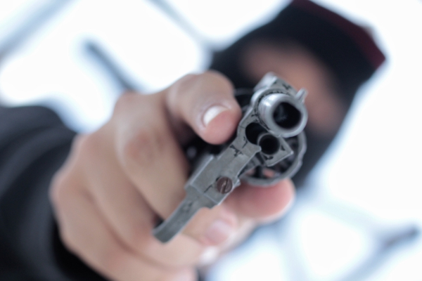 De la charrasca al R-15, estas son las armas que usan los delincuentes