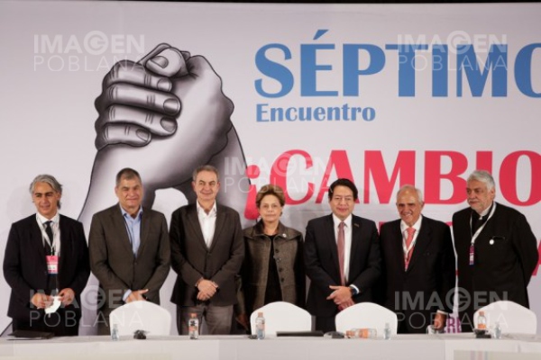 Grupo de Puebla pide suspender patentes de vacunas contra COVID-19