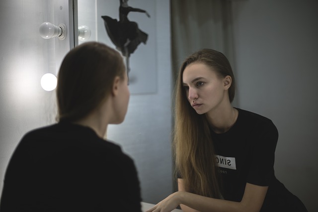 No seas duro contigo mismo, trátate de manera amable
