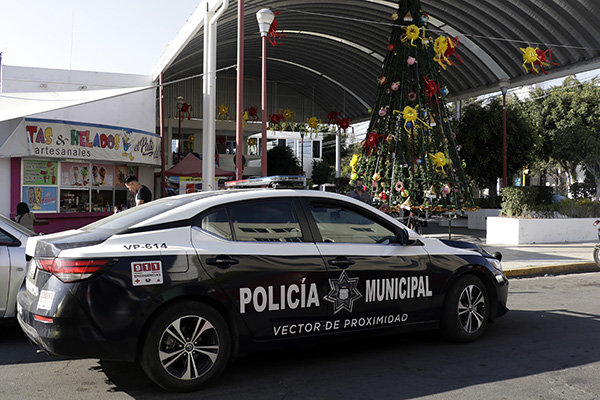 Ladrones huyen con botín de 130,000 pesos tras asaltar módulo de Tesorería