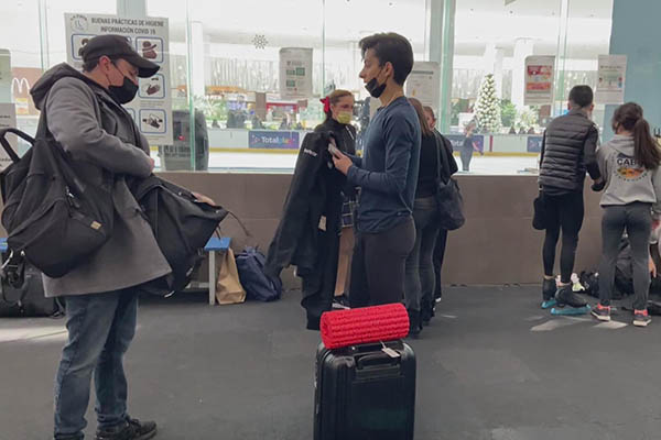 Patinador mexicano busca aterrizar sus mejores saltos en Beijing 2022