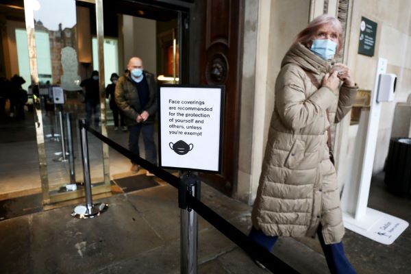RU eleva nivel de alerta por COVID-19 al segundo más alto ante Omicron