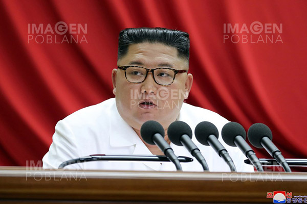 Kim Jong-un prohíbe reír y beber alcohol por décimo aniversario luctuoso de su padre