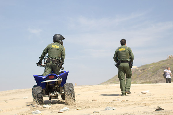 EU reporta cifra récord de detenciones de migrantes en su frontera sur