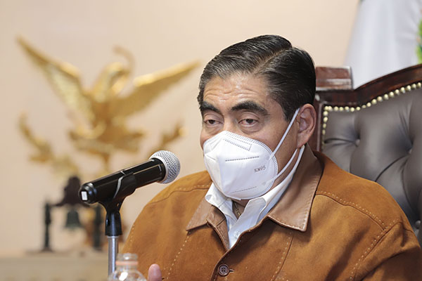 Sin fines partidistas, Gobierno de Puebla impulsa política industrial: Barbosa