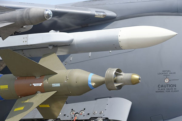 Científicos firman carta para instar a Biden a reducir arsenal nuclear en EU
