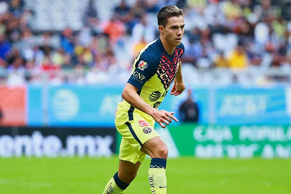 Sebastián Córdova, camino a ser un nuevo Giovani dos Santos