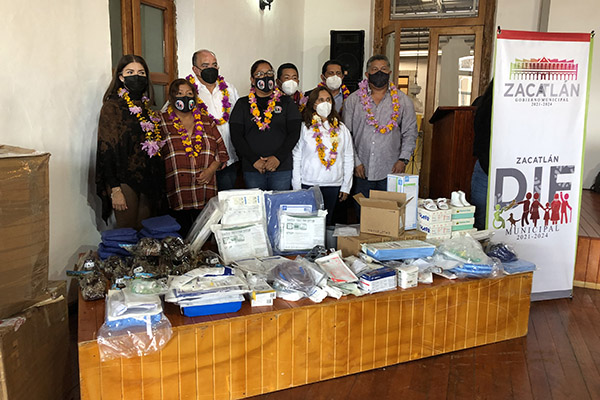 Asociaciones civiles de EU donan insumos médicos a 4 municipios de Puebla