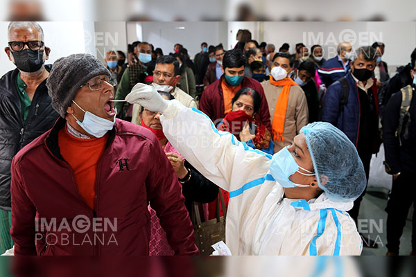 Capital india reporta gran aumento de casos de COVID-19