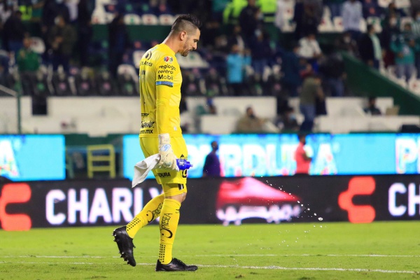 Fuertes deudas obligan al Puebla a venta masiva de jugadores