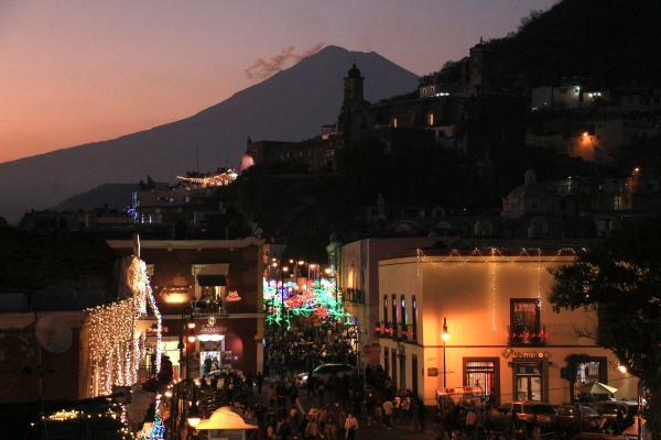 Capacita Turismo a 1,659 prestadores de servicios en el estado