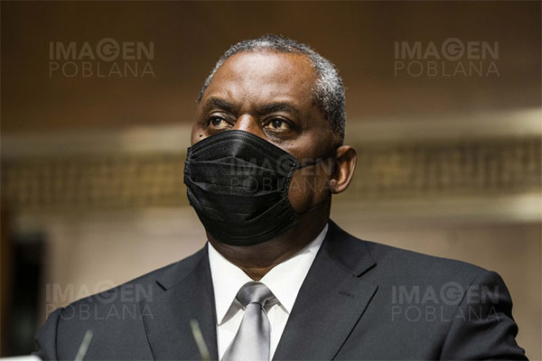 Secretario de Defensa estadounidense da positivo por COVID-19